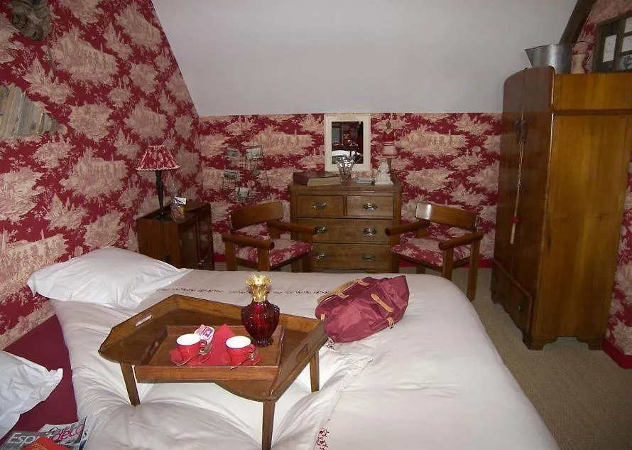 Les Glycines Bed & Breakfast Billiers